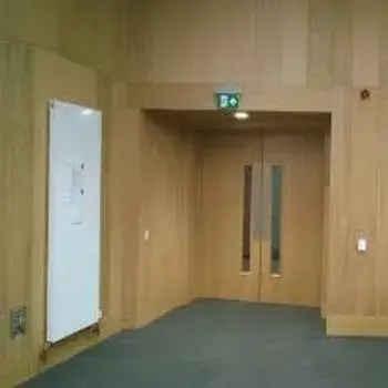  Acoustical Doors